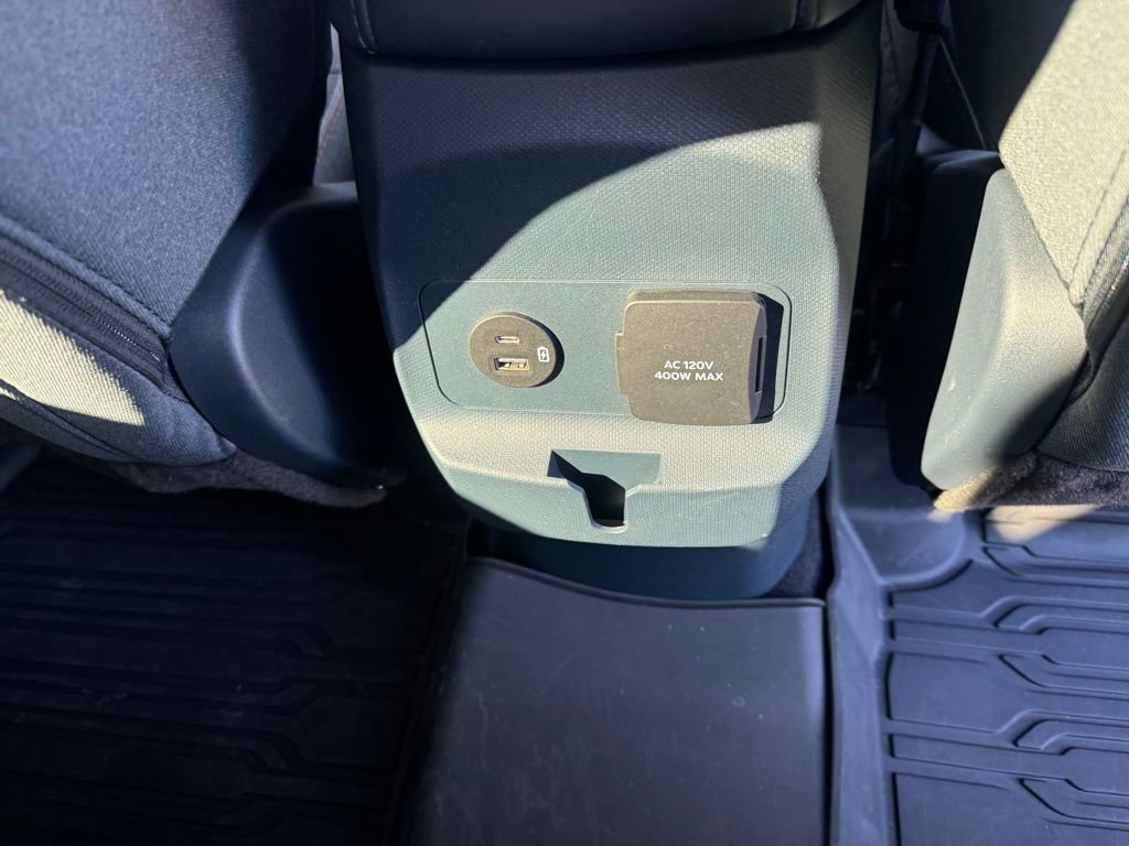 Used 2023 Ford Maverick XLT w/ XLT Luxury Package image 13