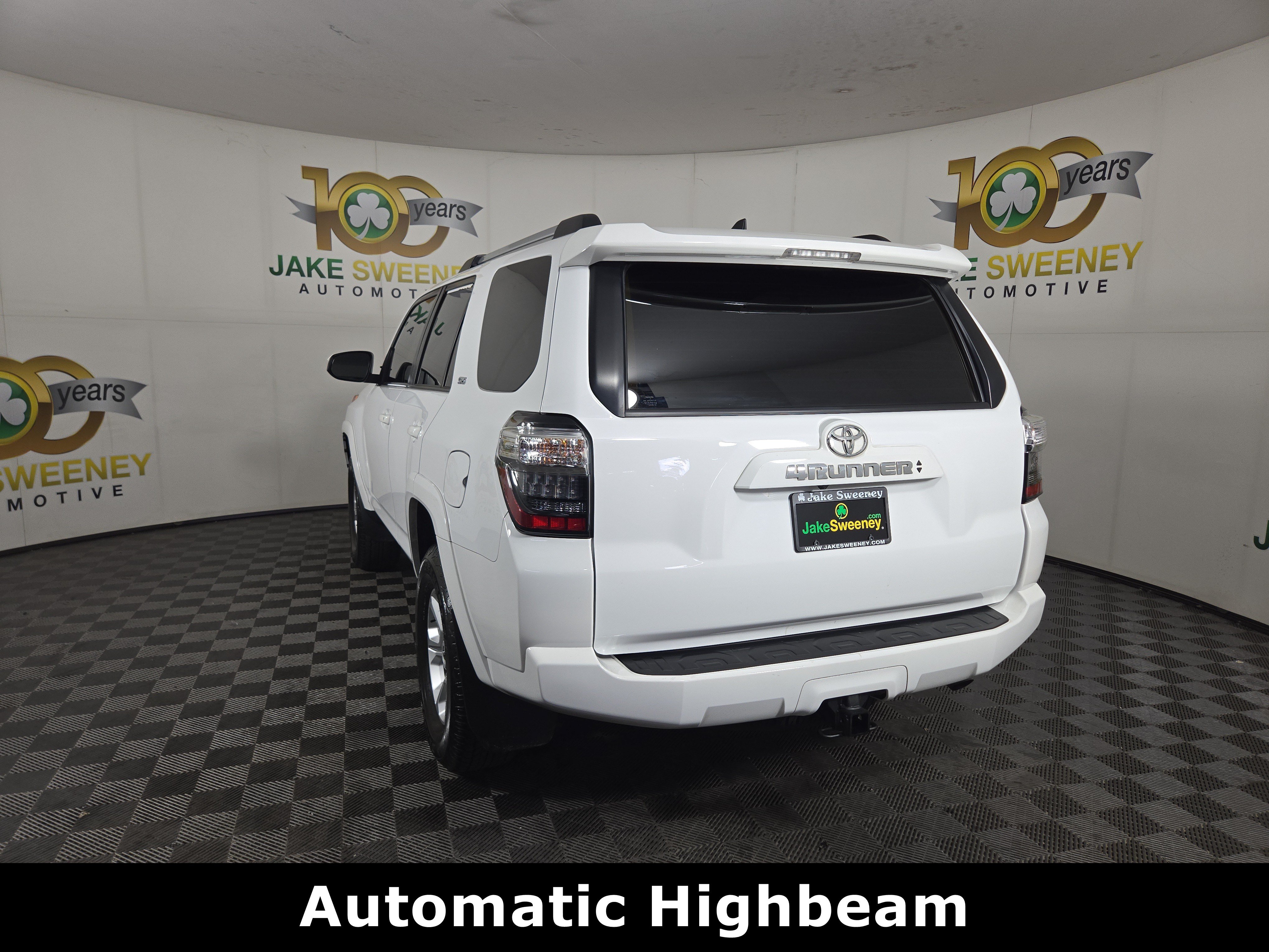 Used 2024 Toyota 4Runner SR5 AWD/4WD image 6