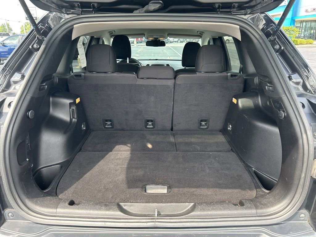 Used 2015 Jeep Cherokee Latitude image 24