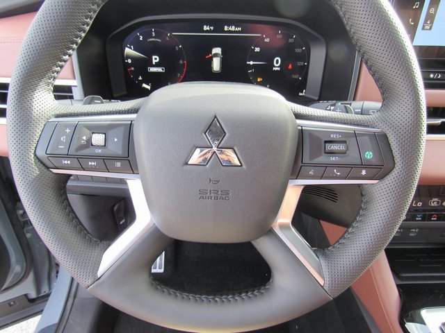 New 2025 Mitsubishi Outlander SEL image 24