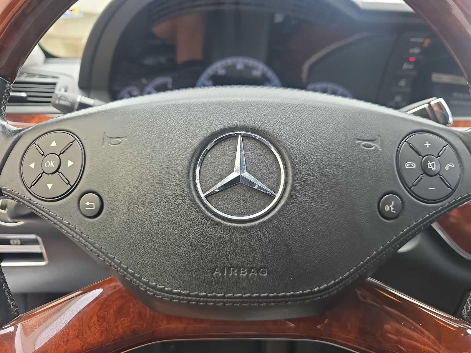 Used 2011 Mercedes-Benz S 550 4MATIC image 22