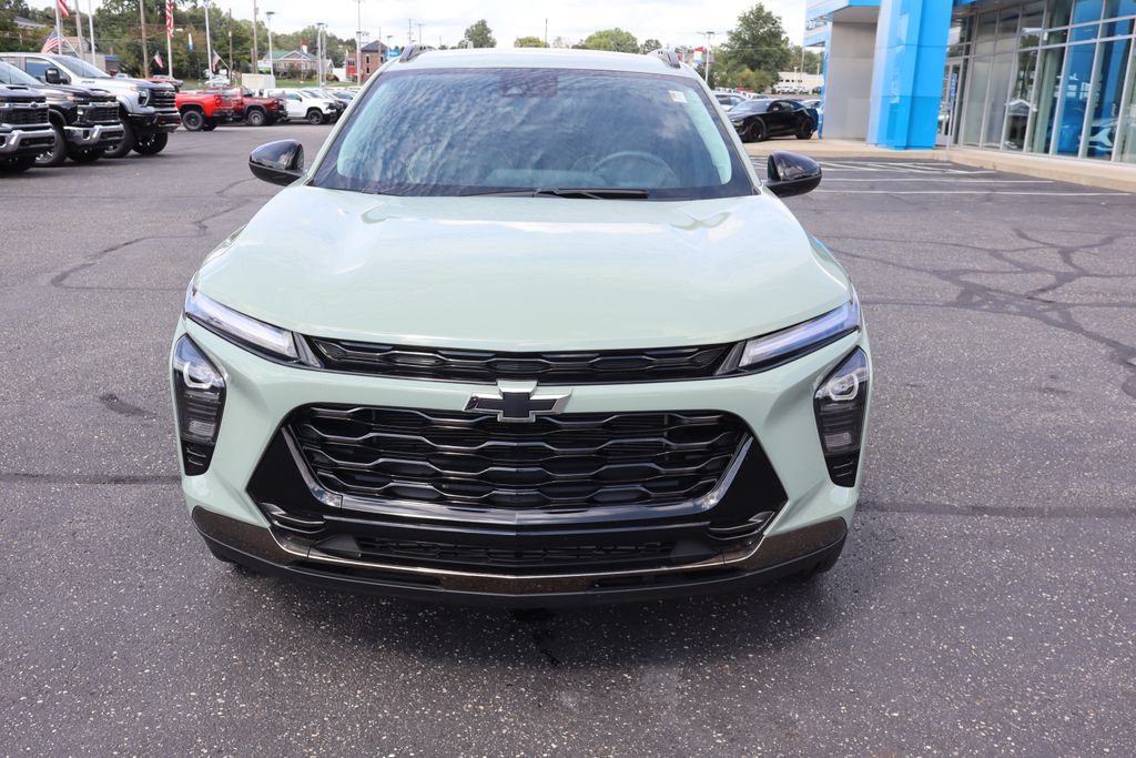 Used 2024 Chevrolet Trax ACTIV w/ Driver Confidence Package FWD image 30
