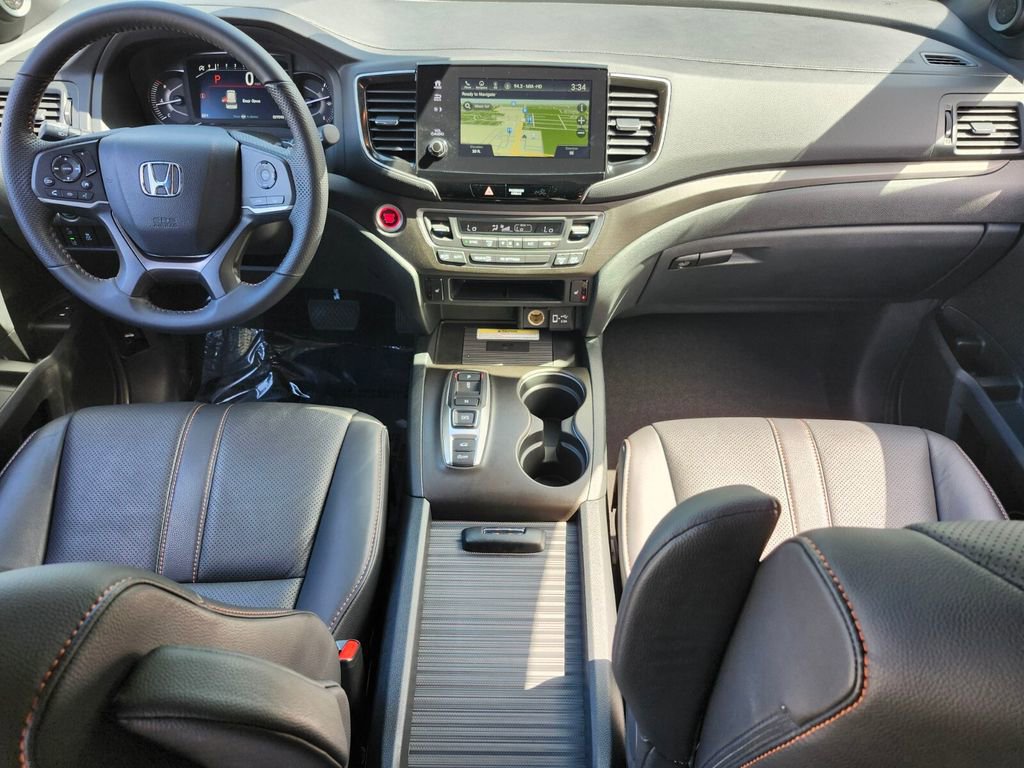 Certified 2023 Honda Passport TrailSport image 12