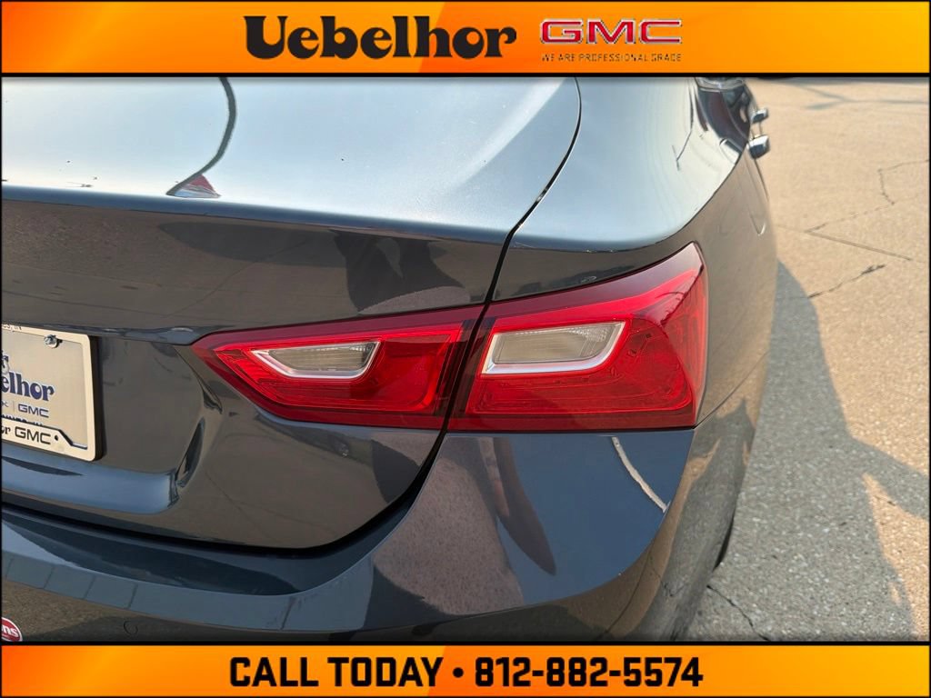Used 2021 Chevrolet Malibu LS w/ Driver Confidence Package II FWD image 8