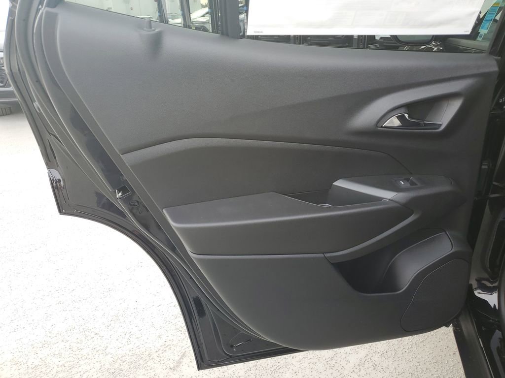 New 2026 Chevrolet Trax LS w/ Driver Confidence Package image 14