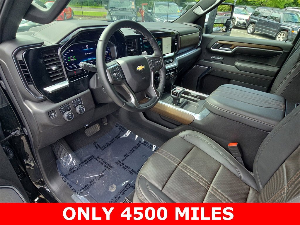 Used 2024 Chevrolet Silverado 1500 High Country w/ High Country Premium Package image 15