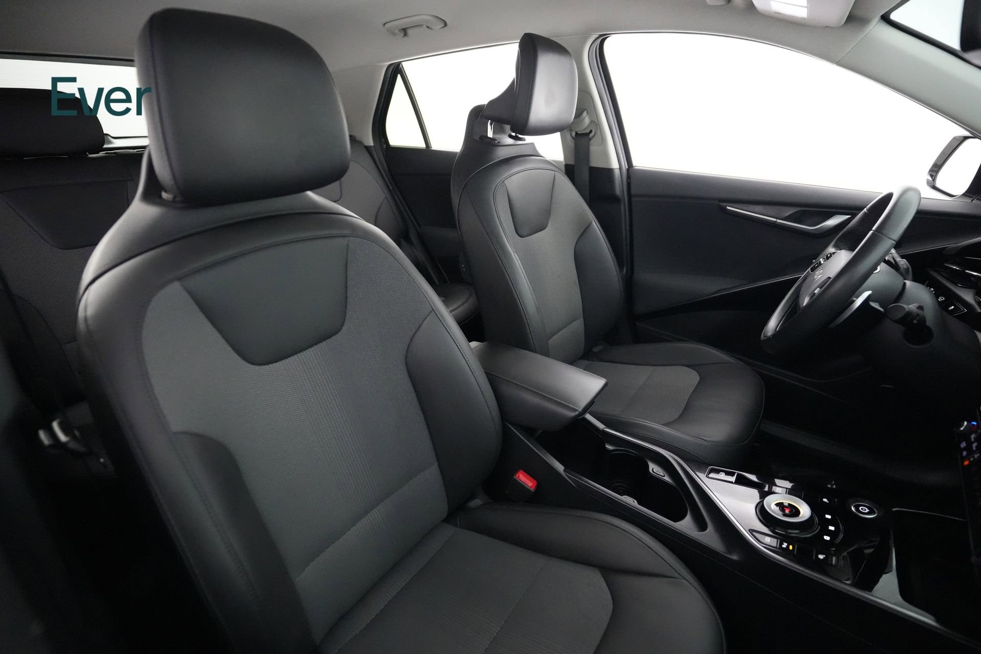 Used 2023 Kia Niro Wind FWD image 23