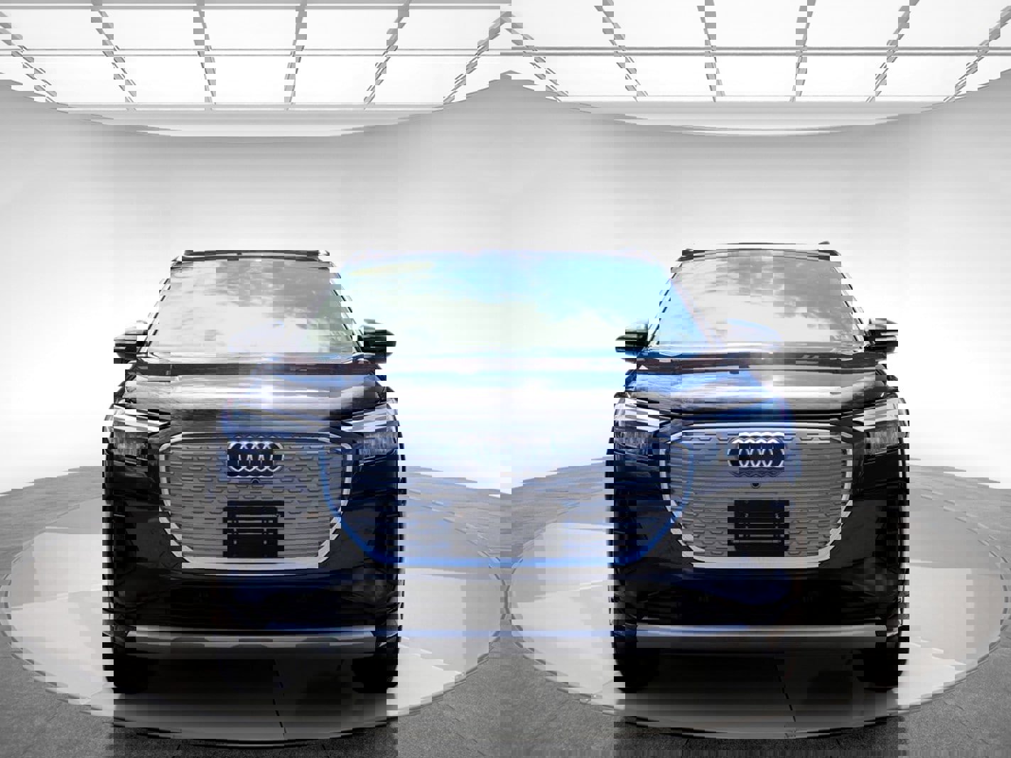 Used 2022 Audi Q4 e-tron Premium Plus w/ Premium Plus image 2