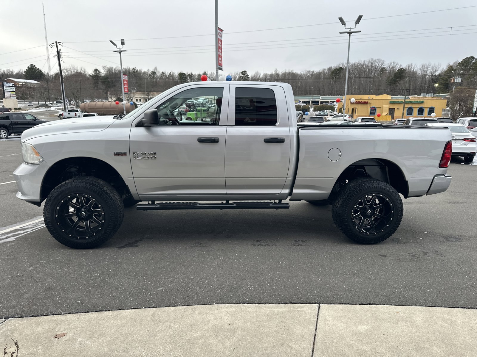 Used 2015 RAM 1500 Express image 5