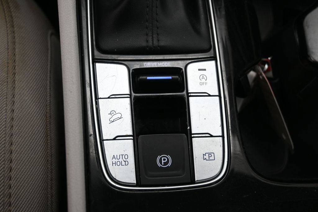 Used 2025 Hyundai Tucson SE FWD image 25