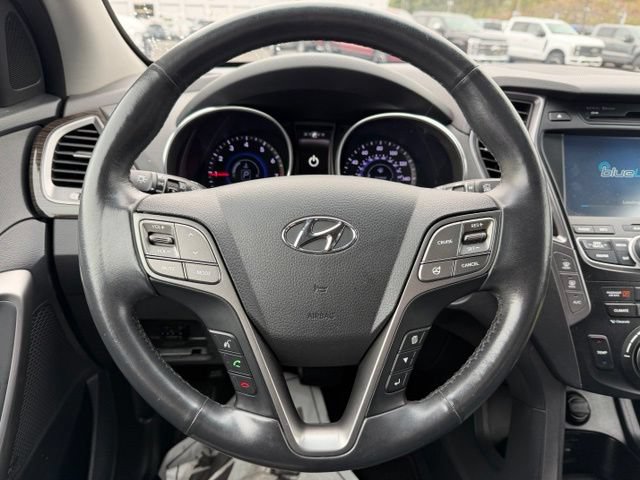 Used 2015 Hyundai Santa Fe Limited w/ Option Group 04 AWD/4WD image 22