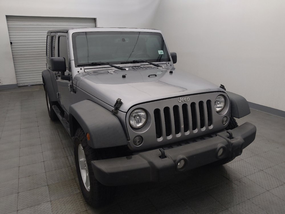 Used 2018 Jeep Wrangler Unlimited Sport S AWD/4WD image 14
