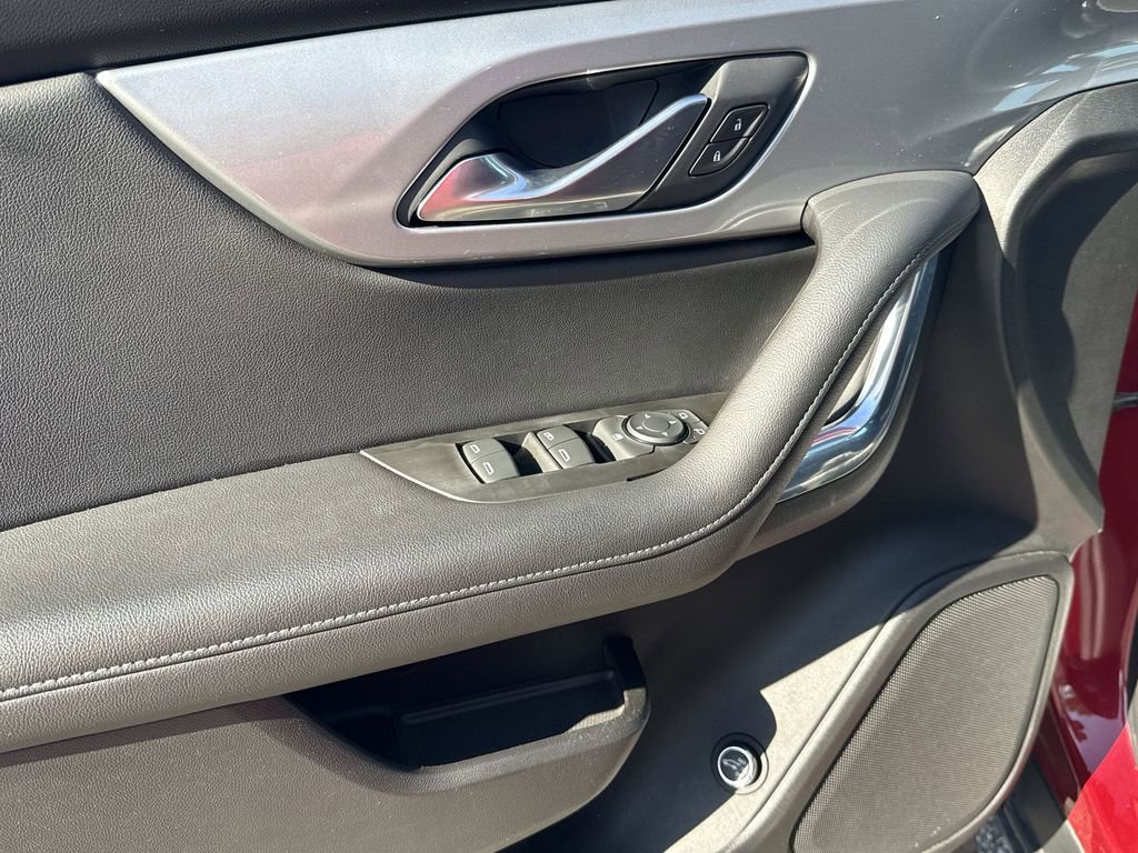 Used 2019 Chevrolet Blazer LT FWD image 15