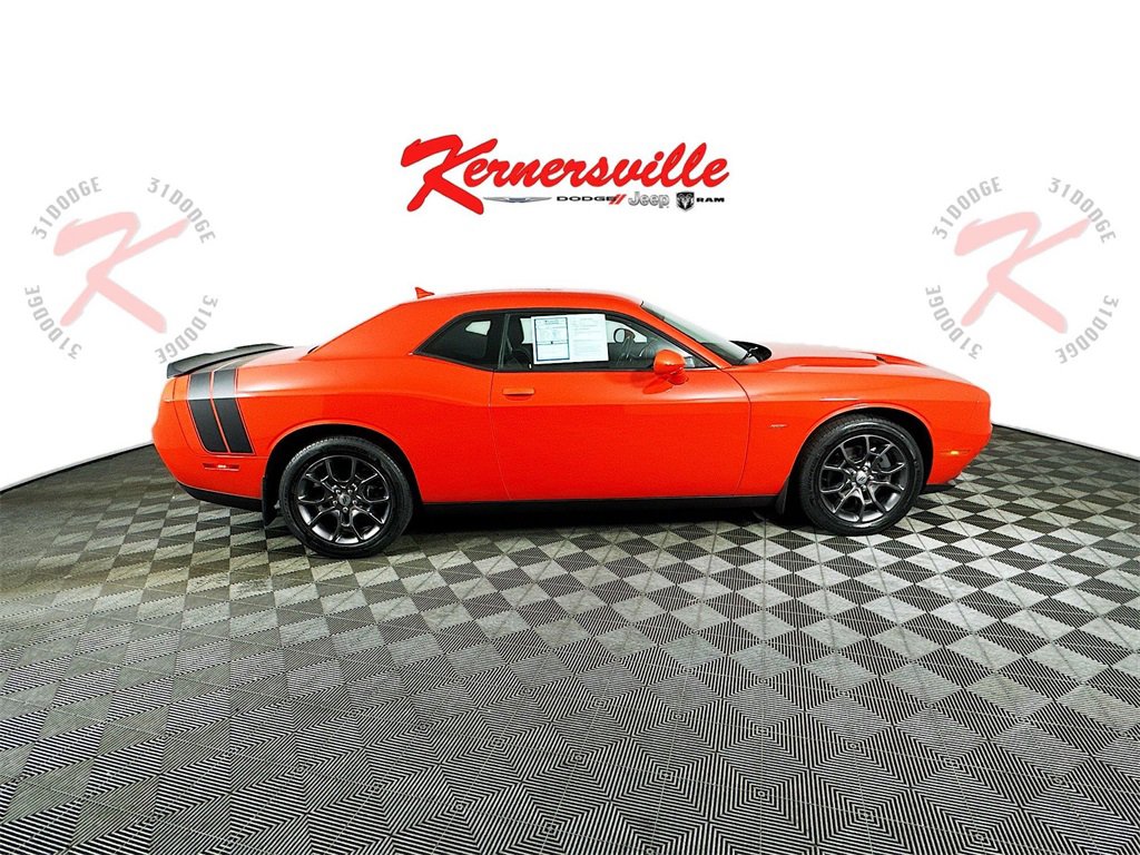 Used 2018 Dodge Challenger GT w/ Driver Convenience Group image 8