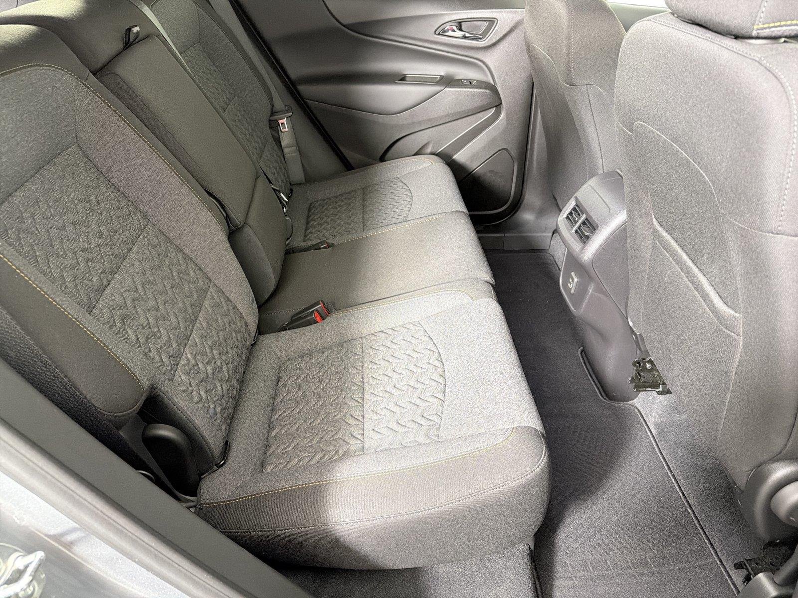 Used 2024 Chevrolet Equinox LT FWD image 13