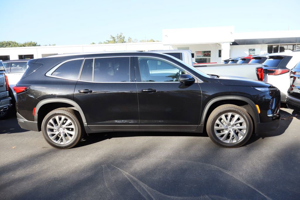 New 2026 Buick Enclave Preferred image 3