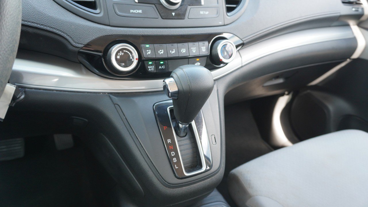 Used 2015 Honda CR-V LX image 17