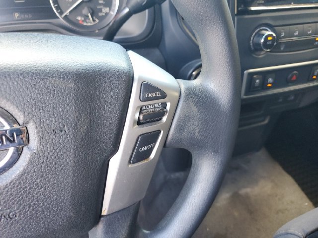 Used 2022 Nissan Titan S RWD image 18