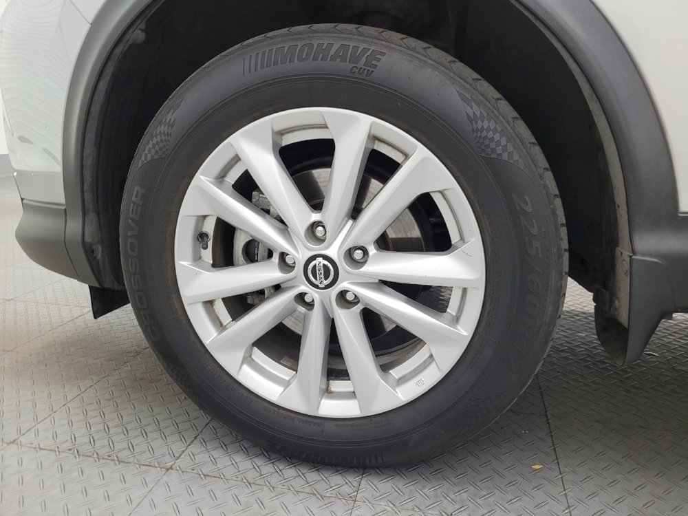 Used 2019 Nissan Rogue Sport SV image 31