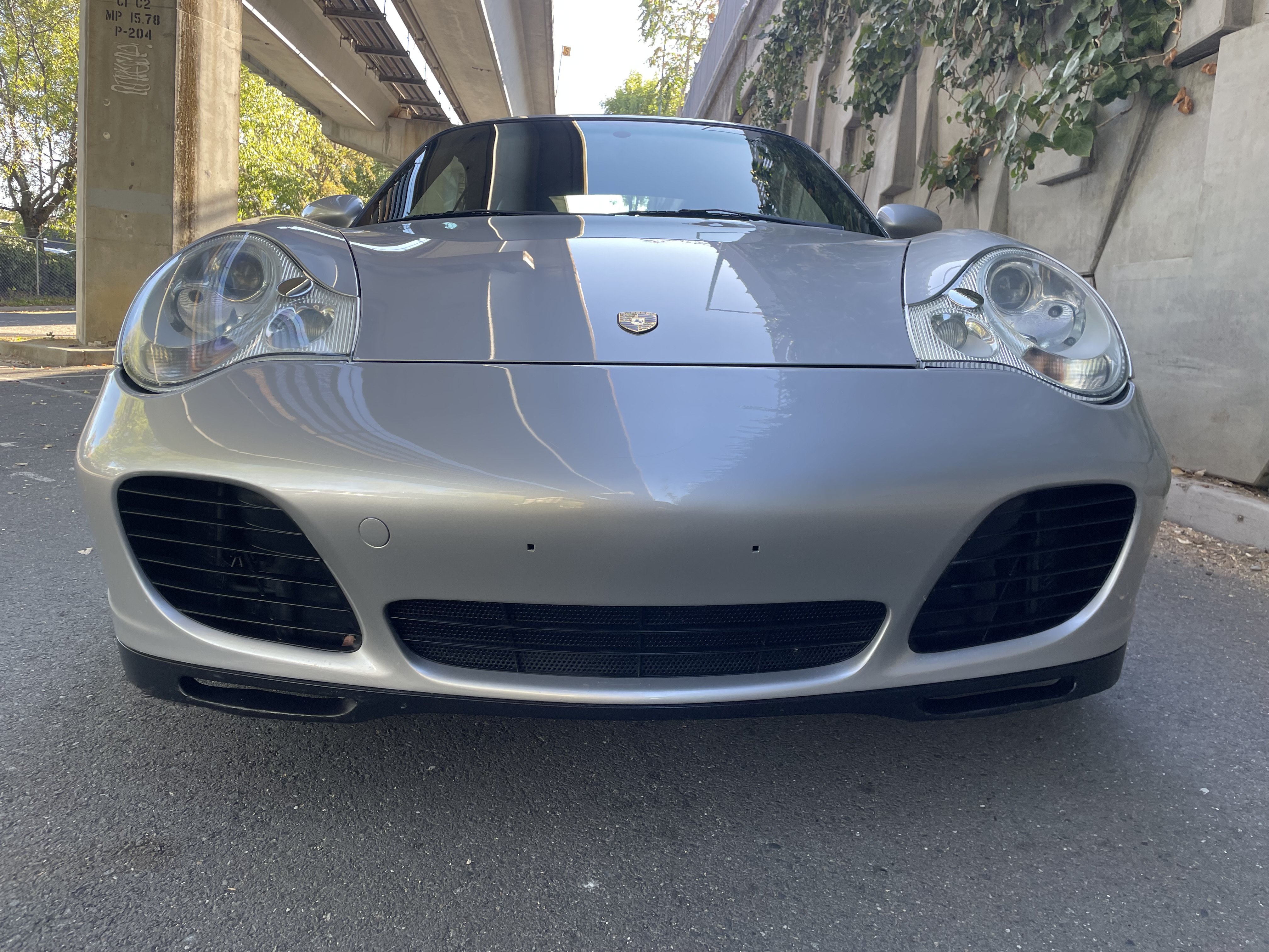 Used 2004 Porsche 911 Carrera 4S AWD/4WD image 14