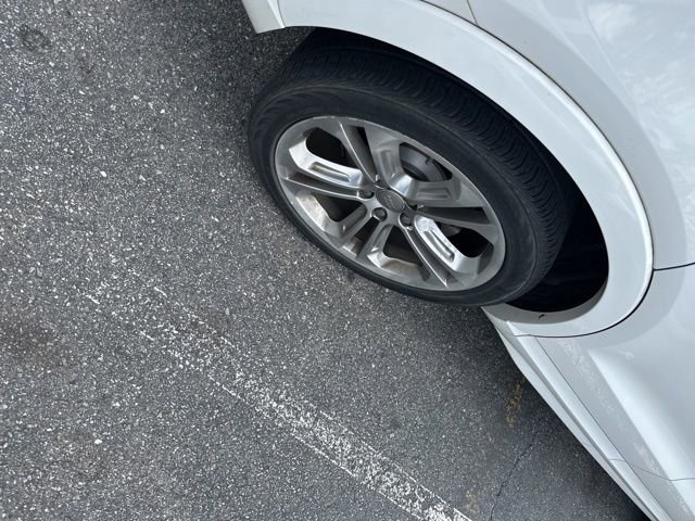 Used 2016 Audi Q3 2.0T Premium Plus w/ Technology Package image 7