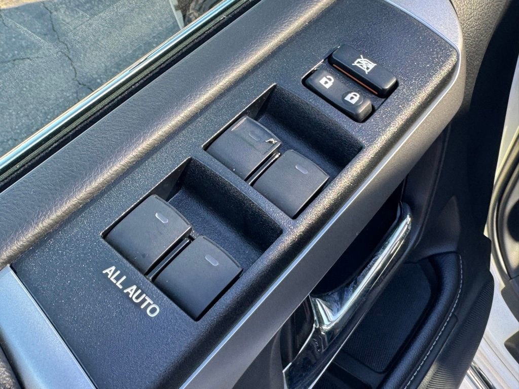 Used 2022 Toyota 4Runner Limited image 19