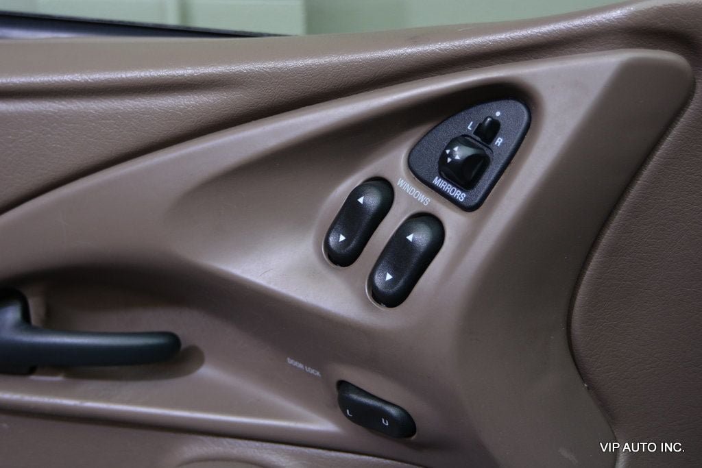 Used 1994 Mercury Cougar XR7 RWD image 31