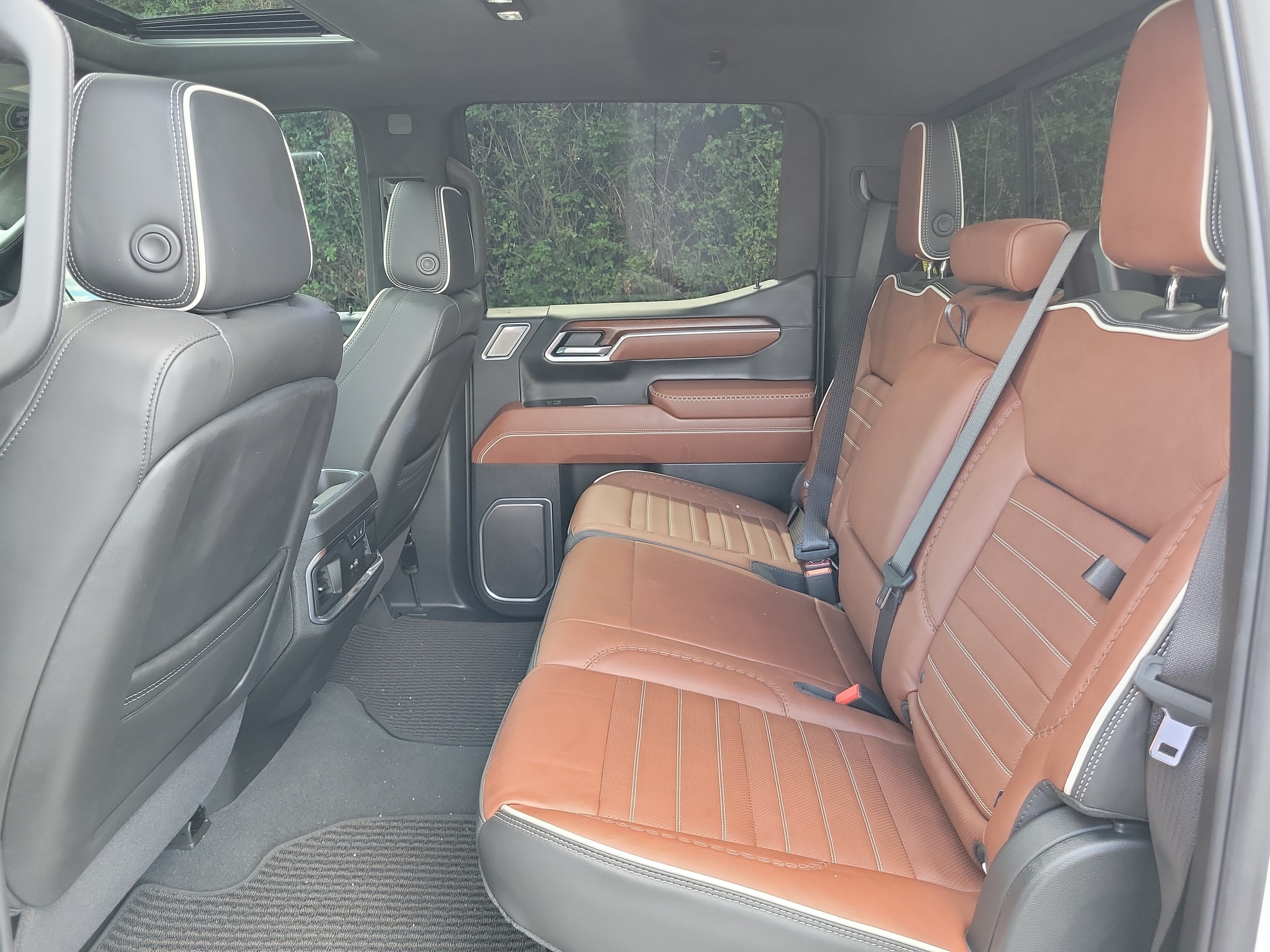 Used 2025 GMC Sierra 1500 Denali Ultimate AWD/4WD image 11