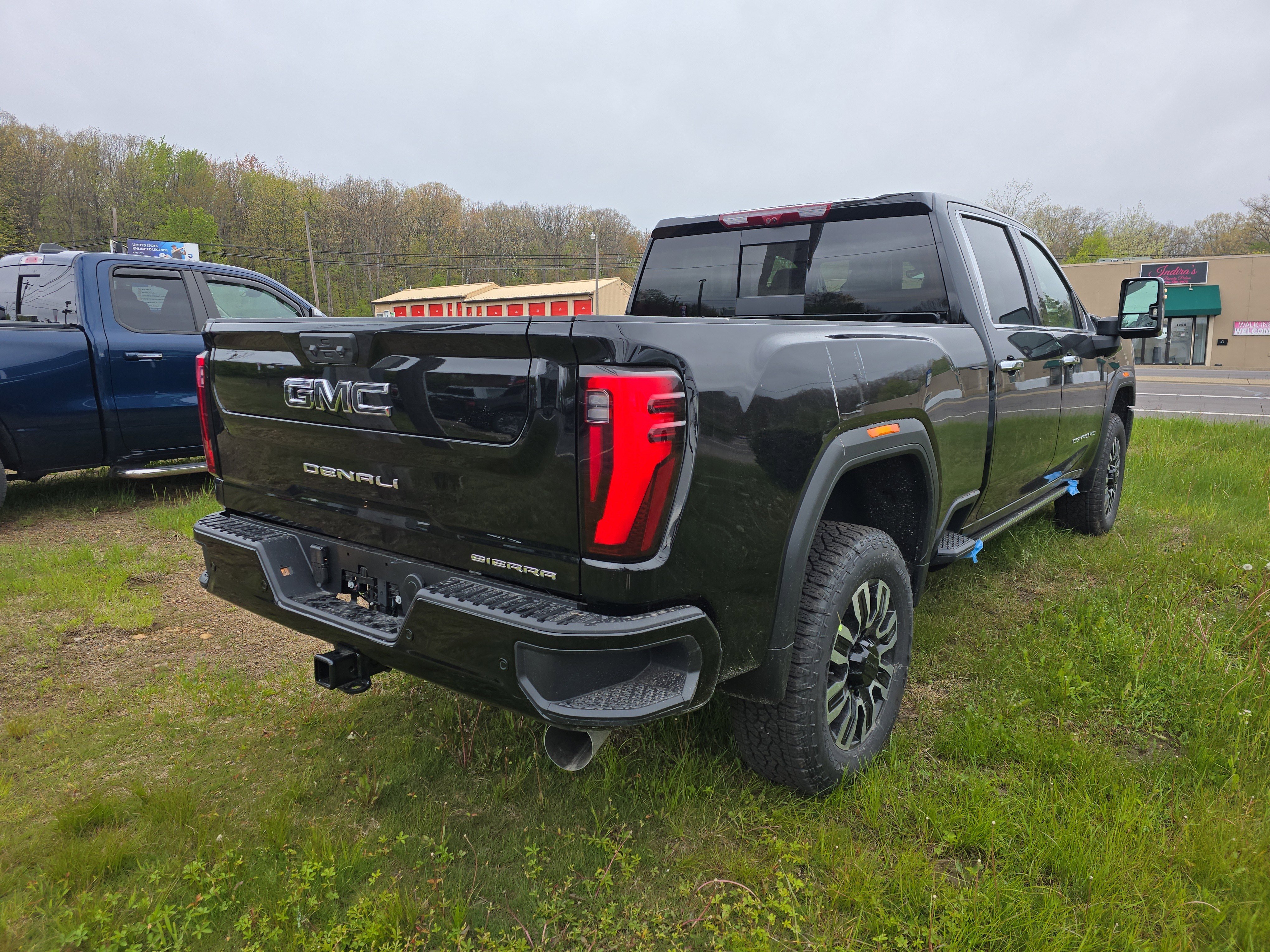 New 2026 GMC Sierra 2500 Denali Ultimate w/ Max Trailering Package AWD/4WD image 3