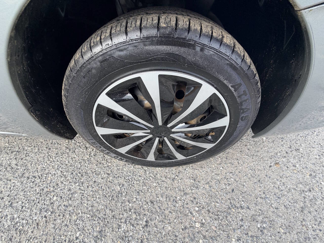 Used 2011 Nissan Sentra 2.0 S FWD image 4