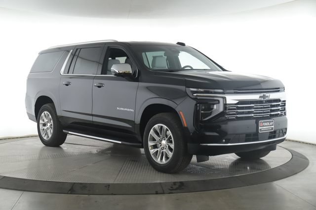 Used 2026 Chevrolet Suburban Premier w/ Sun And Tow Package AWD/4WD image 2