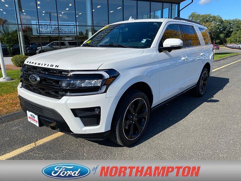Used 2023 Ford Expedition Limited AWD/4WD image 1