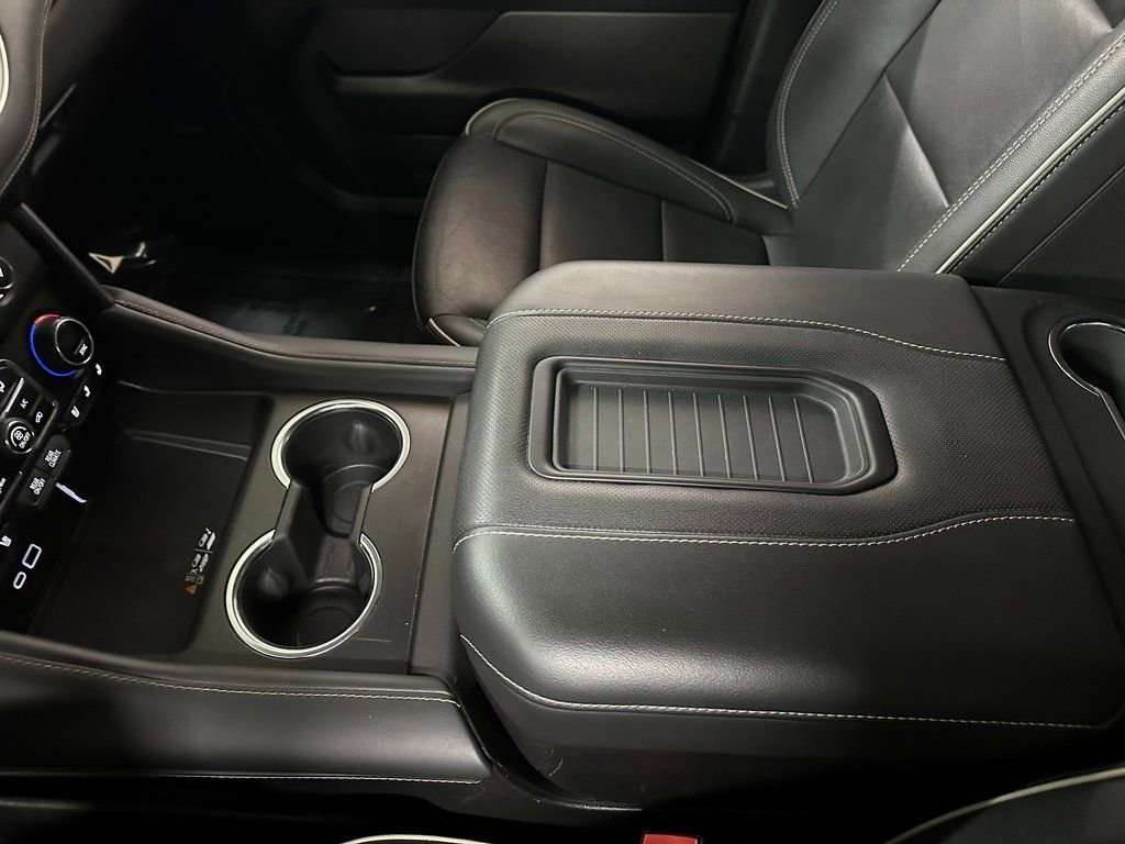 Used 2024 Chevrolet Tahoe Premier AWD/4WD image 30