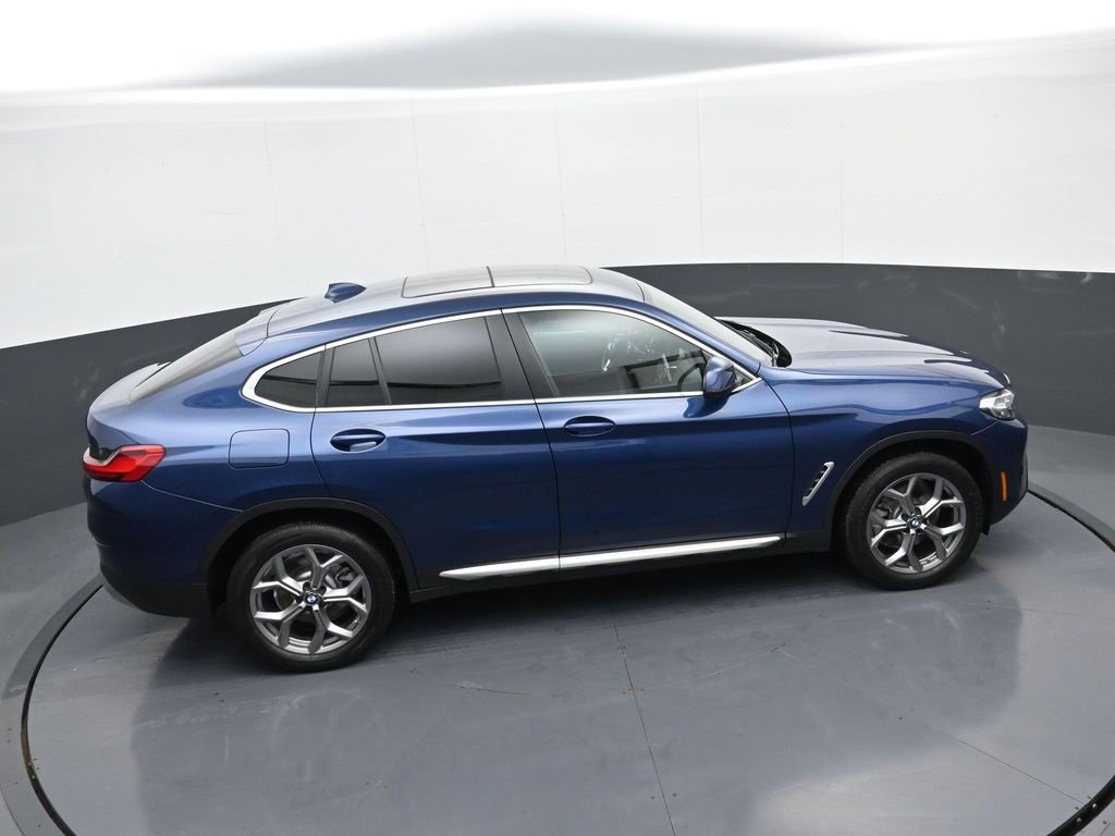 Used 2025 BMW X4 xDrive30i w/ Premium Package image 36