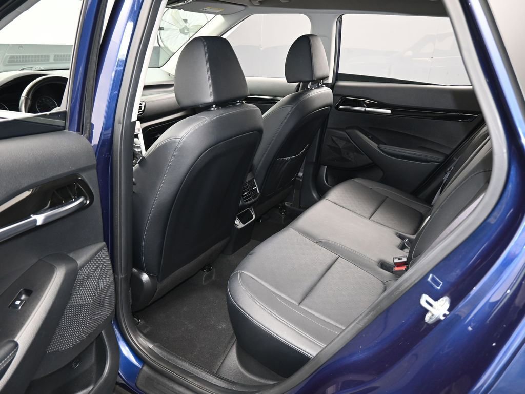 Used 2023 Kia Seltos SX image 35