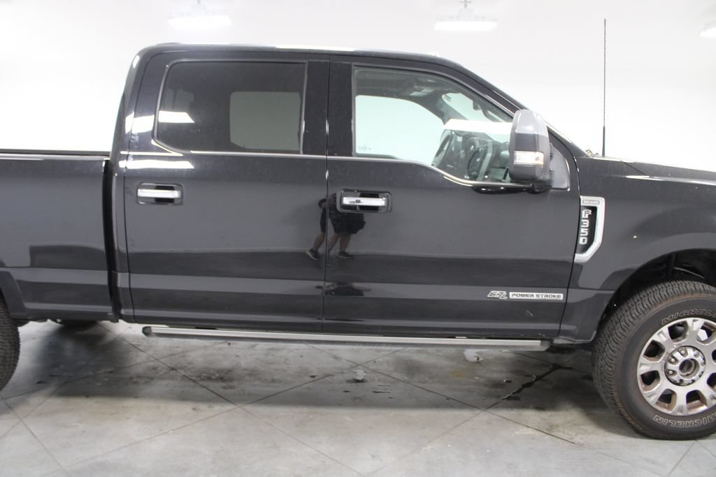 Used 2022 Ford F350 King Ranch w/ King Ranch Ultimate Package AWD/4WD image 11