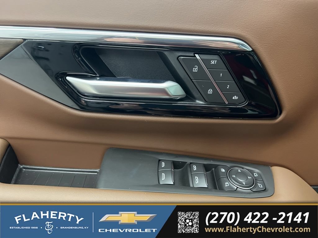New 2026 Chevrolet Suburban High Country AWD/4WD image 23