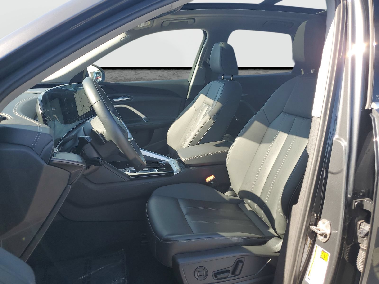 Used 2025 Audi Q5 Premium w/ Convenience Package AWD/4WD image 19