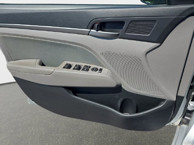 Used 2018 Hyundai Elantra SEL FWD image 26