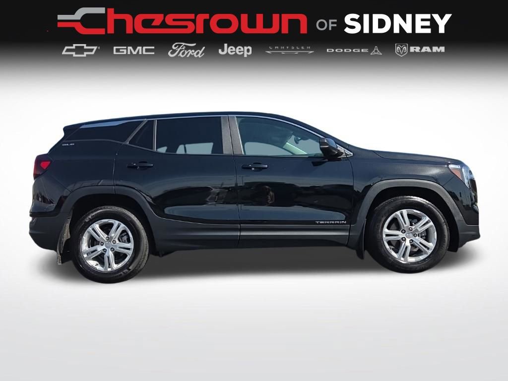 Used 2024 GMC Terrain SLE FWD image 12