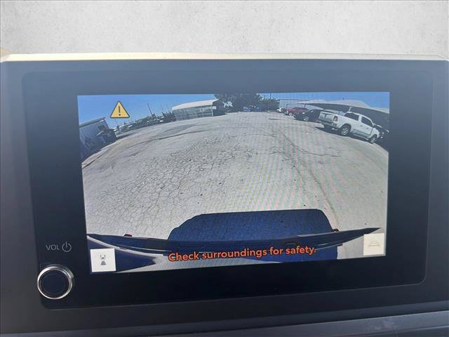 Used 2025 Toyota Tacoma TRD Sport AWD/4WD image 17