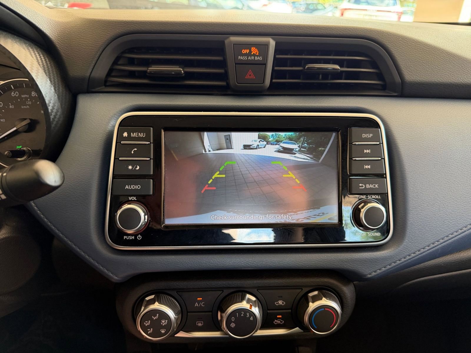 Used 2025 Nissan Versa SV image 20