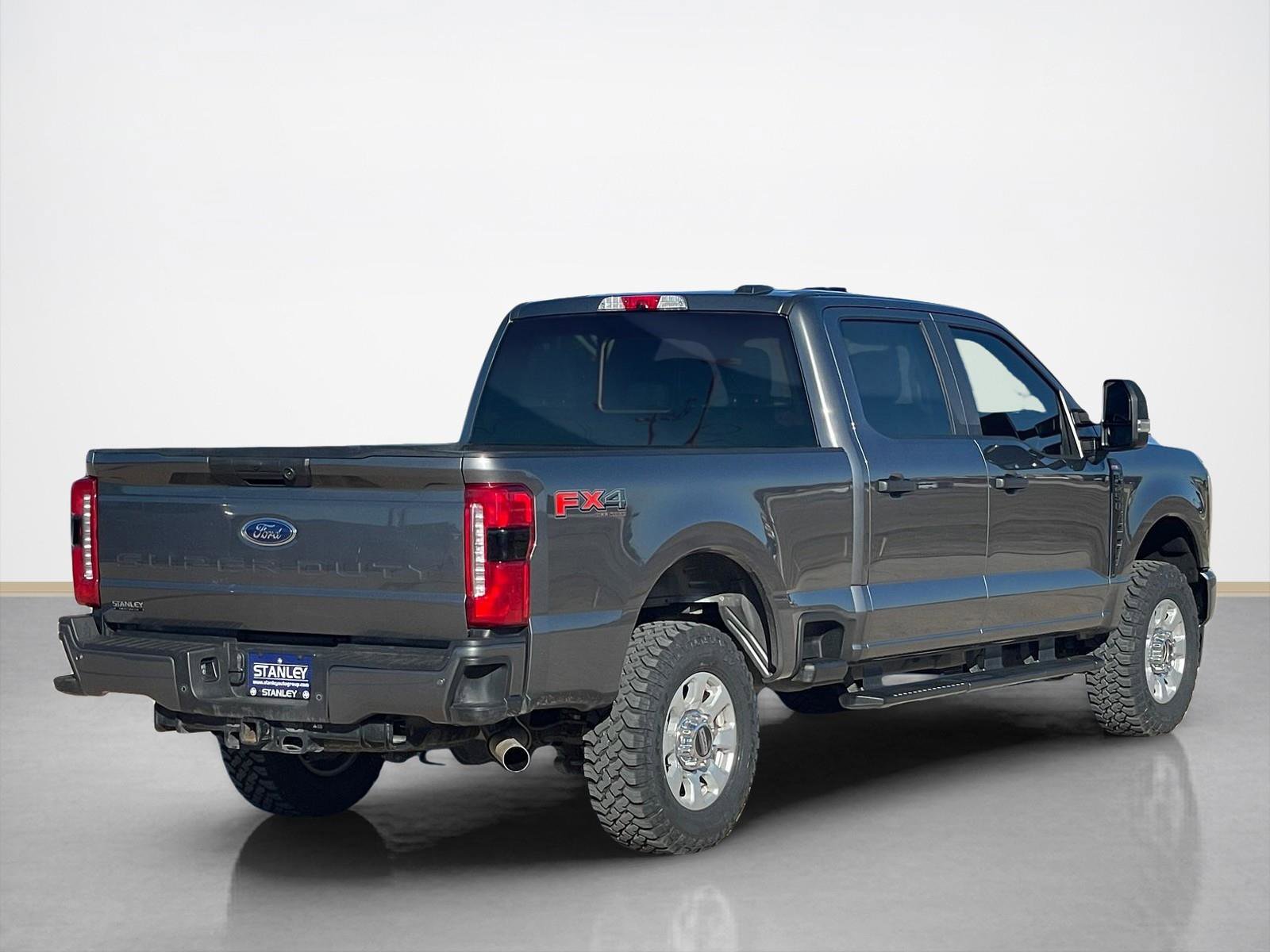 Used 2024 Ford F250 XL w/ STX Appearance Package image 7