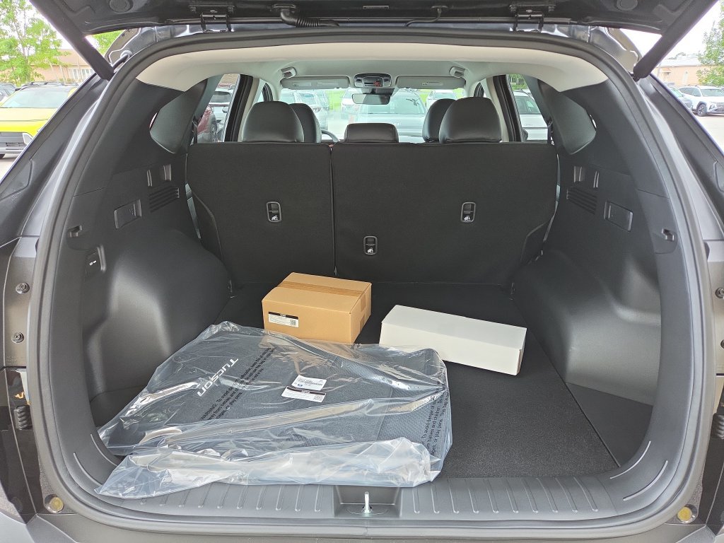 New 2026 Hyundai Tucson SEL Plus w/ Tow & Go Package FWD image 32