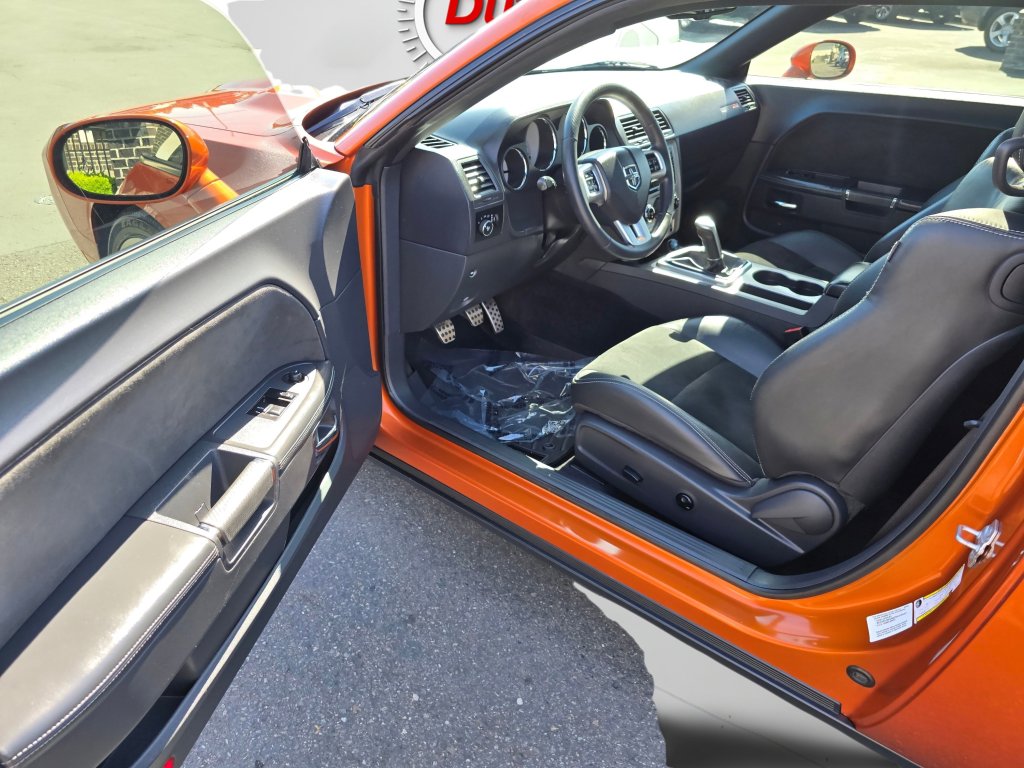 Used 2011 Dodge Challenger SRT8 w/ SRT Option Group II RWD image 21