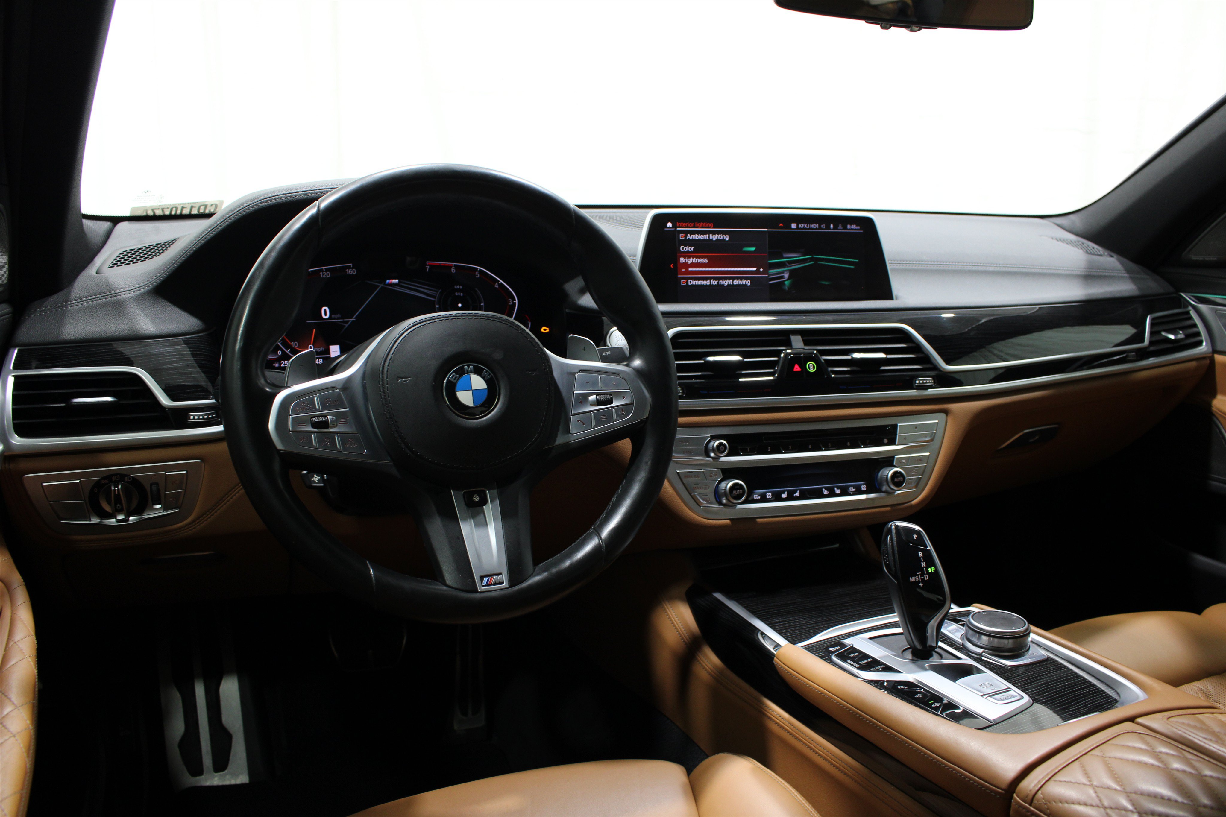 Used 2020 BMW 750i xDrive w/ Executive Package AWD/4WD image 2