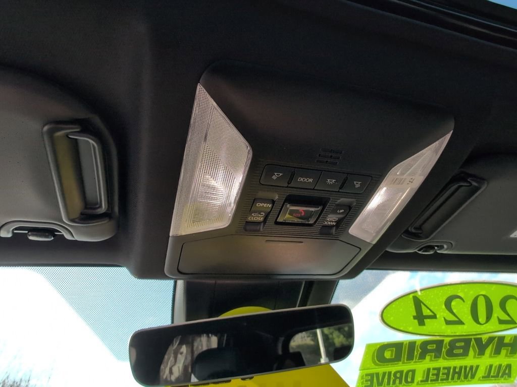 Used 2024 Toyota RAV4 XSE w/ Advanced Technology Package AWD/4WD image 24