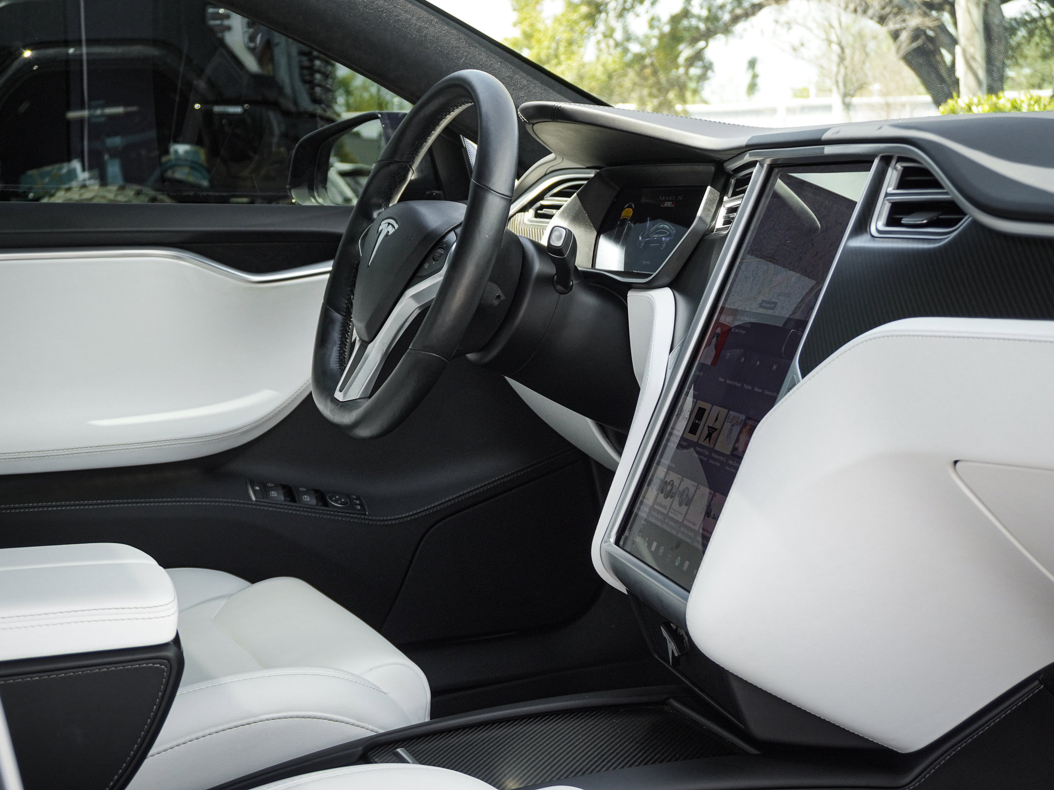 Used 2017 Tesla Model S P100D image 36