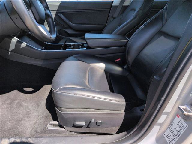 Used 2018 Tesla Model 3 Long Range AWD/4WD image 17