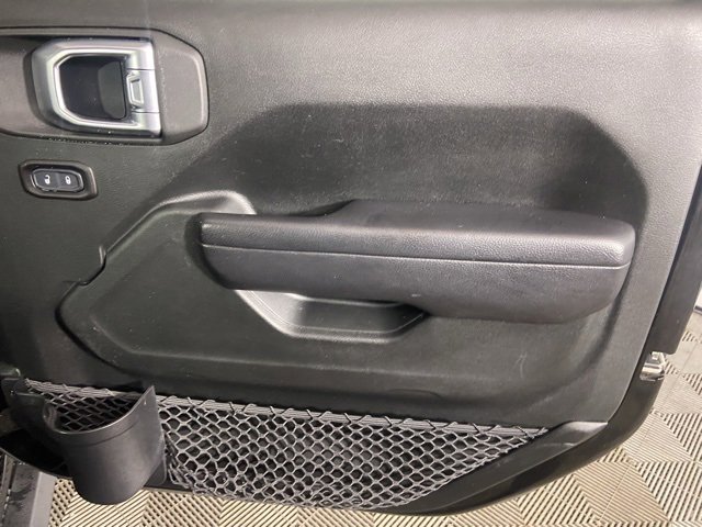 Used 2018 Jeep Wrangler Unlimited Sport S image 11